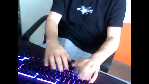 Snapshot of meks5544 chatting on 02.26.25 meks5544 online show from 02.26.25