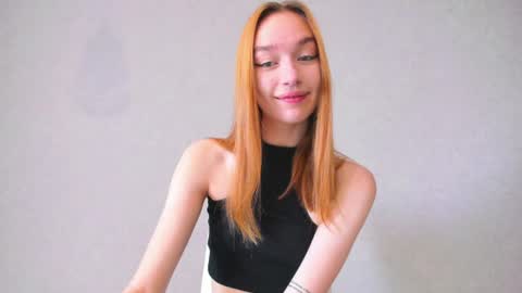 Snapshot of mel__lisa chatting on 06.18.26 mel__lisa online show from 06.18.26