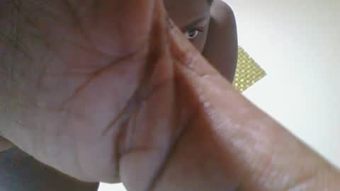 pretty online show from 02.24.25