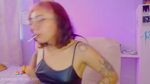 Snapshot of mel_dahlia chatting on 07.07.26 Melissa - - Please help me to reach 100 thumbs up online show from 07.07.26