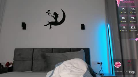  Start every day 2000 - 700 online show from 02.21.25