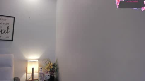 melan_owen online show from 10.18.25