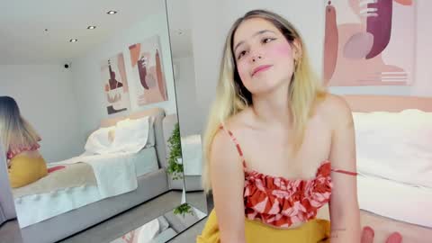 Snapshot of melanie__5 chatting on 02.03.25 Melanie Baez online show from 02.03.25