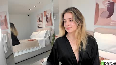 Snapshot of melanie__5 chatting on 02.07.25 Melanie Baez online show from 02.07.25