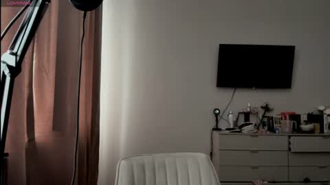 melanie__murr online show from 06.15.26