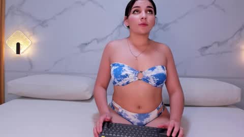 Melanie  online show from 02.27.26