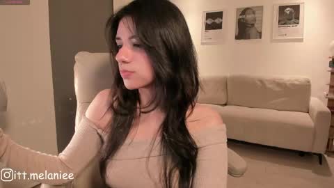 Snapshot of melanie_owo chatting on 05.29.26 Melanie online show from 05.29.26
