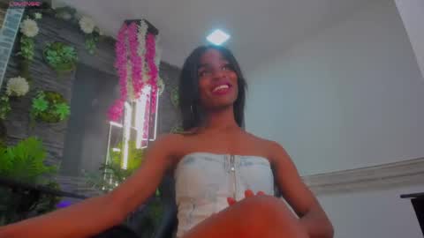 Snapshot of melanie_st4r chatting on 04.25.26 MELANIE online show from 04.25.26