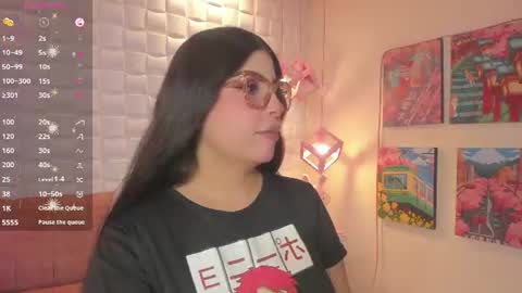 Snapshot of melaniegrayx chatting on 06.23.26 melaniegrayx online show from 06.23.26