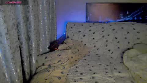 Melanie Milena online show from 12.11.24