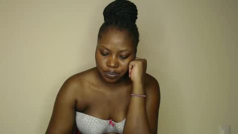 melaningoddess30 online show from 01.28.25