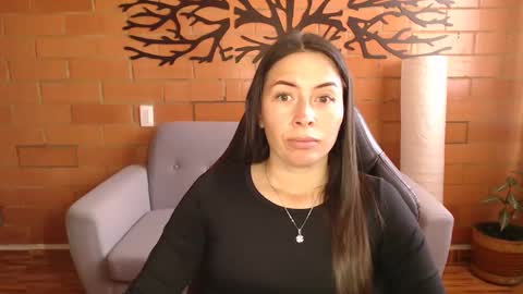 Melanny online show from 11.23.25