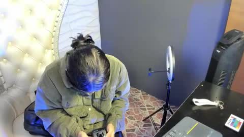 Melany online show from 02.16.26