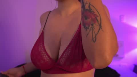 melany online show from 12.18.24