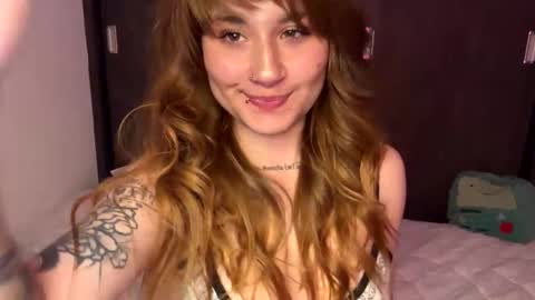 Snapshot of meleena_fox chatting on 05.25.26 Im Meleena online show from 05.25.26