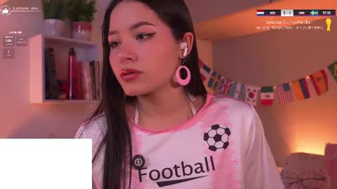 Snapshot of meliflua_a chatting on 06.20.26 Meli online show from 06.20.26