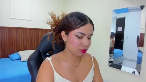 M E L I N A  online show from 09.17.25