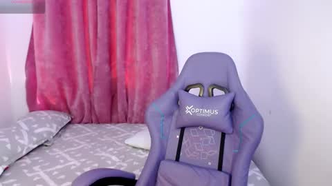 melinna706702 online show from 09.17.25