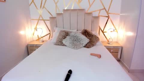 Snapshot of melisagrayy chatting on 04.14.26 melisagrayy online show from 04.14.26