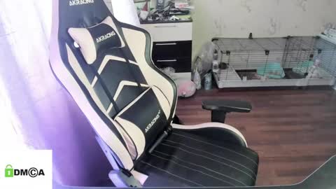 melisanilson online show from 02.18.25