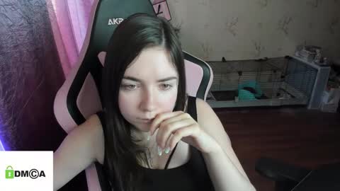 melisanilson online show from 10.18.25