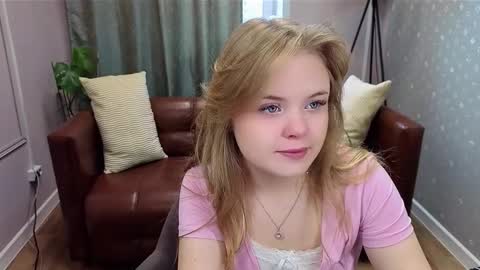 Sophia online show from 10.20.25