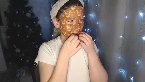 Snapshot of melissa__ray chatting on 12.29.24 Melissa Ray online show from 12.29.24