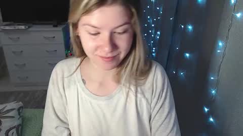 Snapshot of melissa__ray chatting on 01.13.25 Melissa Ray online show from 01.13.25