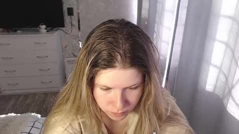 Snapshot of melissa__ray chatting on 03.03.25 Melissa Ray online show from 03.03.25