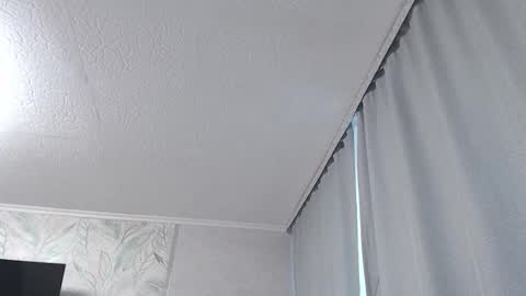 Snapshot of melissa__ray chatting on 09.25.25 Melissa Ray online show from 09.25.25