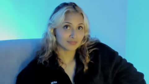 Snapshot of melissa_noir chatting on 03.16.26 melissa_noir online show from 03.16.26