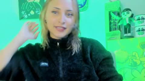 Snapshot of melissa_noir chatting on 05.06.26 melissa_noir online show from 05.06.26