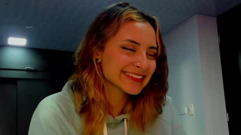 Snapshot of melissa_noir chatting on 06.25.26 melissa_noir online show from 06.25.26