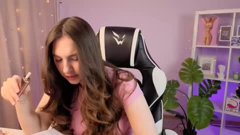 Snapshot of melissacharm_ chatting on 02.17.26 Melissa online show from 02.17.26