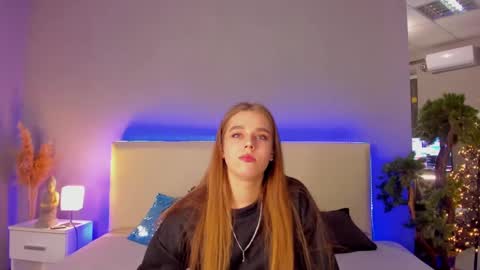 MelissaCrayzy online show from 02.18.25