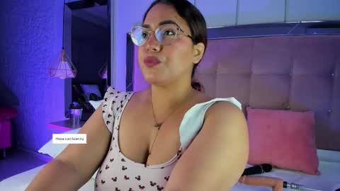 M E L I S S A  online show from 12.03.25