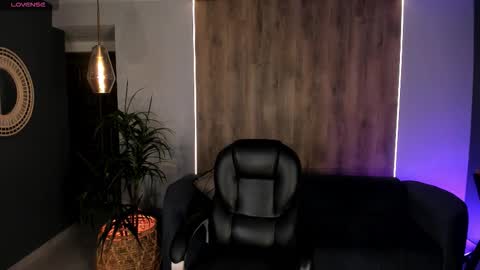 Call me Meli online show from 10.19.25