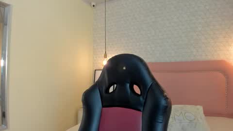    online show from 02.25.26