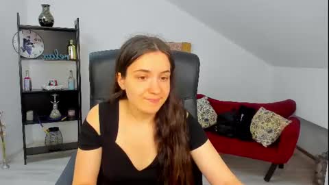 Snapshot of melissawiliam chatting on 07.15.26 melissawiliam online show from 07.15.26
