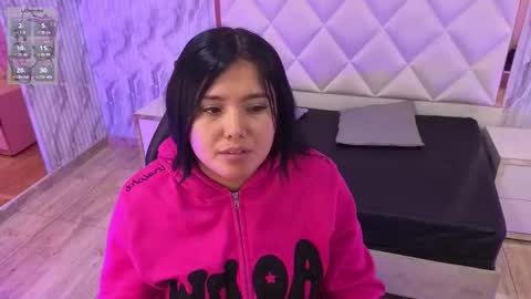 Snapshot of mellani_tay chatting on 01.06.26 Mellani online show from 01.06.26