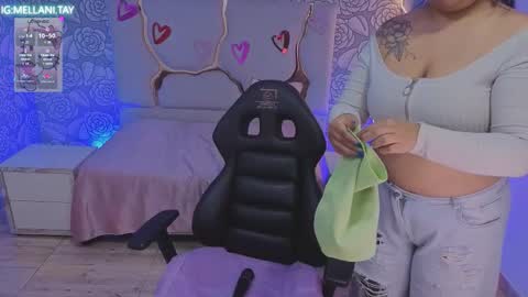 Snapshot of mellani_tay chatting on 02.05.26 Mellani online show from 02.05.26