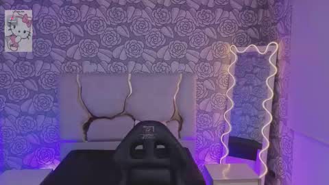 Snapshot of mellani_tay chatting on 02.20.26 Mellani online show from 02.20.26