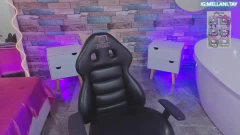 Snapshot of mellani_tay chatting on 02.28.26 Mellani online show from 02.28.26