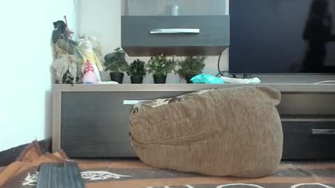 MellyMell  online show from 02.10.25