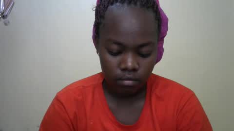 Snapshot of mellcy chatting on 01.04.25 mell online show from 01.04.25