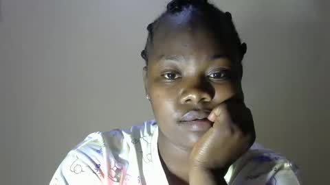 Snapshot of mellcy chatting on 01.19.25 mell online show from 01.19.25