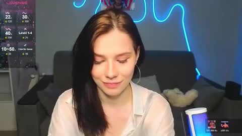 mellhyees online show from 03.14.26