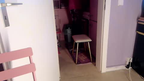 Melli online show from 10.15.25