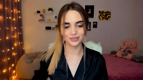 Snapshot of mellifluoustess chatting on 12.09.24 Tessa online show from 12.09.24