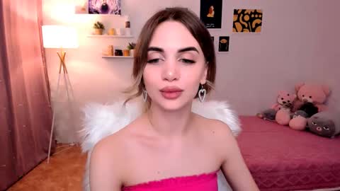 Snapshot of mellifluoustess chatting on 02.22.25 Tessa online show from 02.22.25